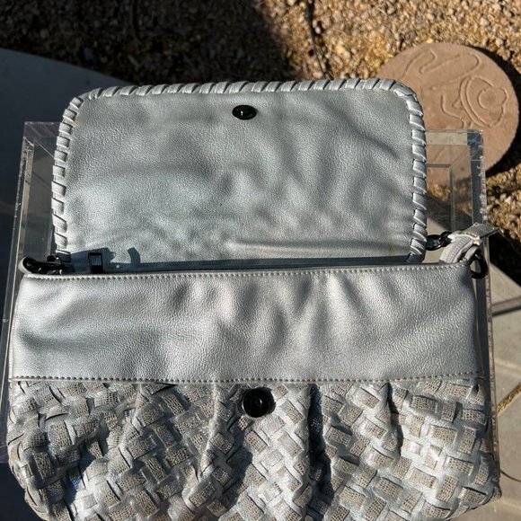 Leather Woven Texture Clutch Purse With Removable Chain - Color Metallic Silver - Picture 2 of 6